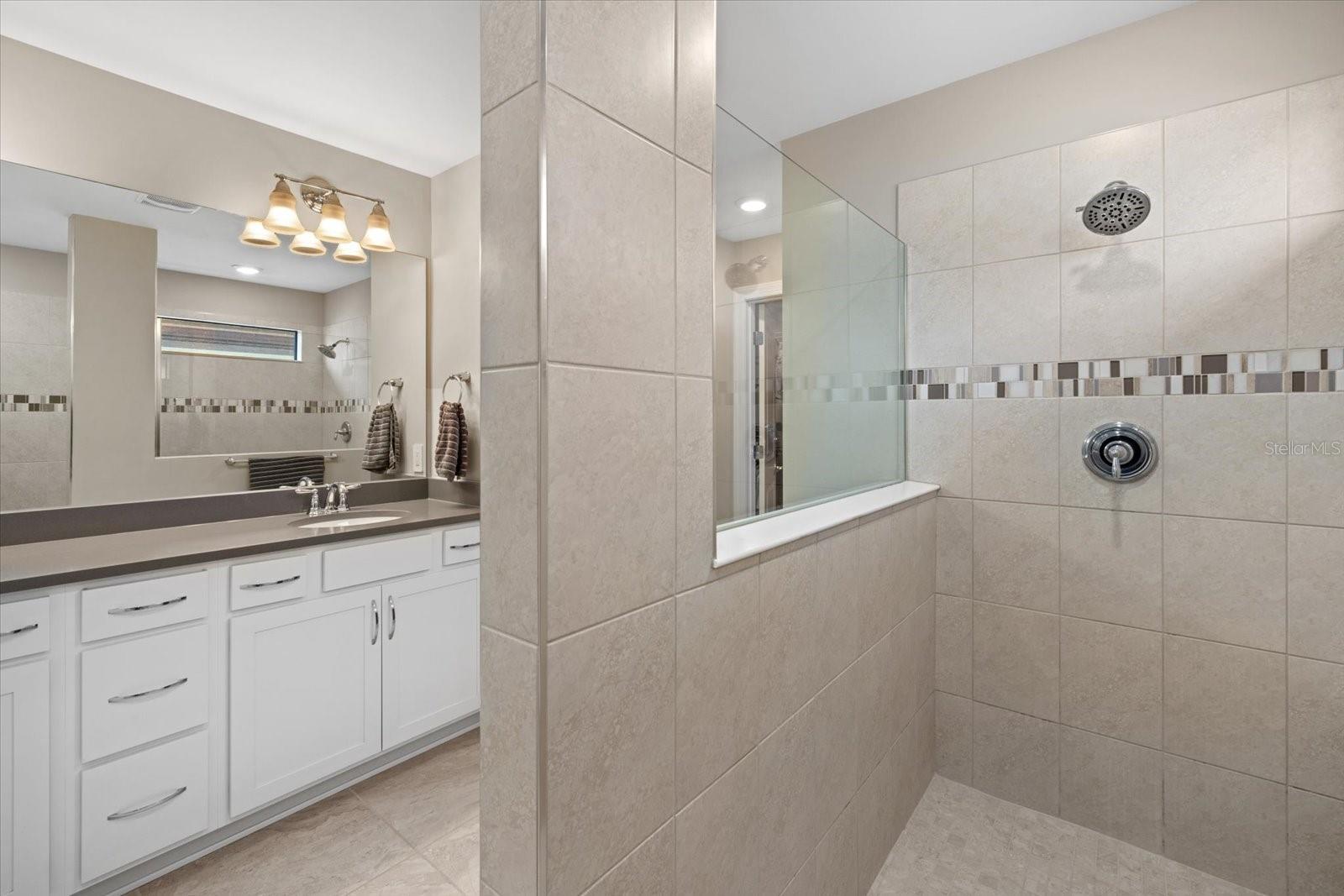 16232 PINE MIST DR, BRADENTON, FL, 34211