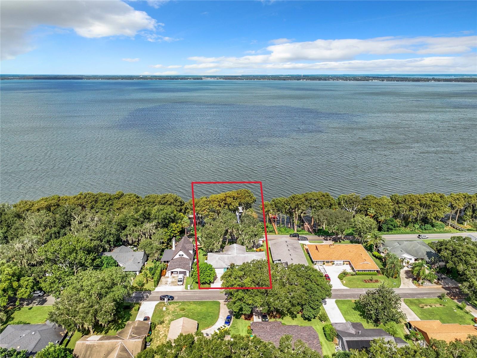 1559 LAKESHORE DR, EUSTIS, FL, 32726