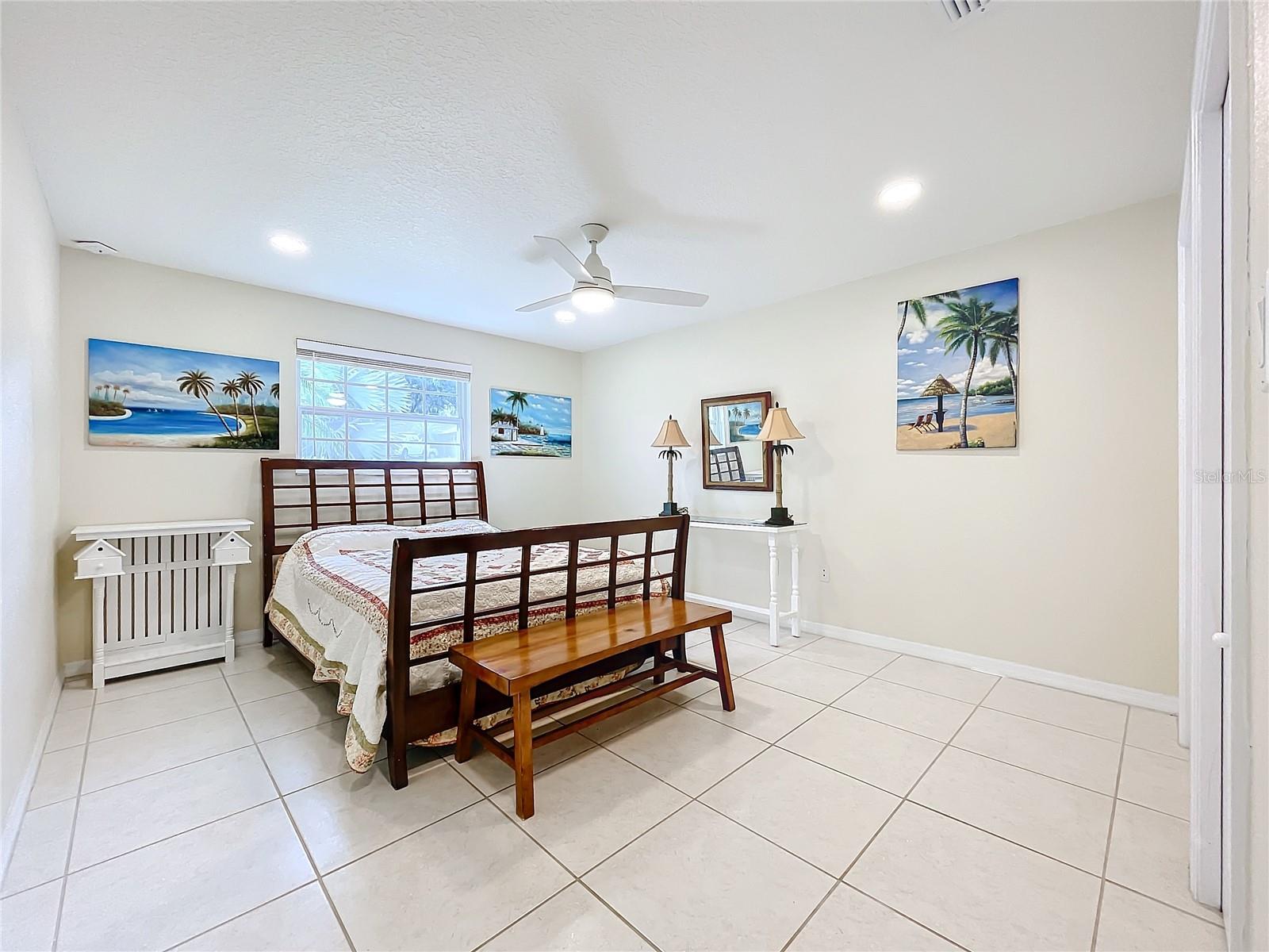 1559 LAKESHORE DR, EUSTIS, FL, 32726