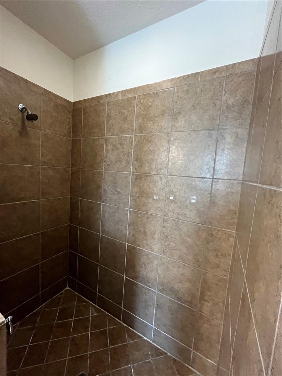 9951 EAGLE CREEK CENTER BLVD, ORLANDO, FL, 32832