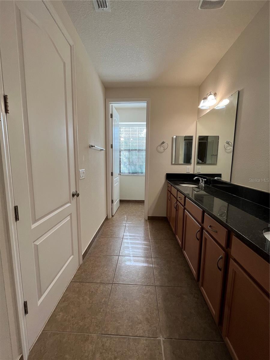 9951 EAGLE CREEK CENTER BLVD, ORLANDO, FL, 32832