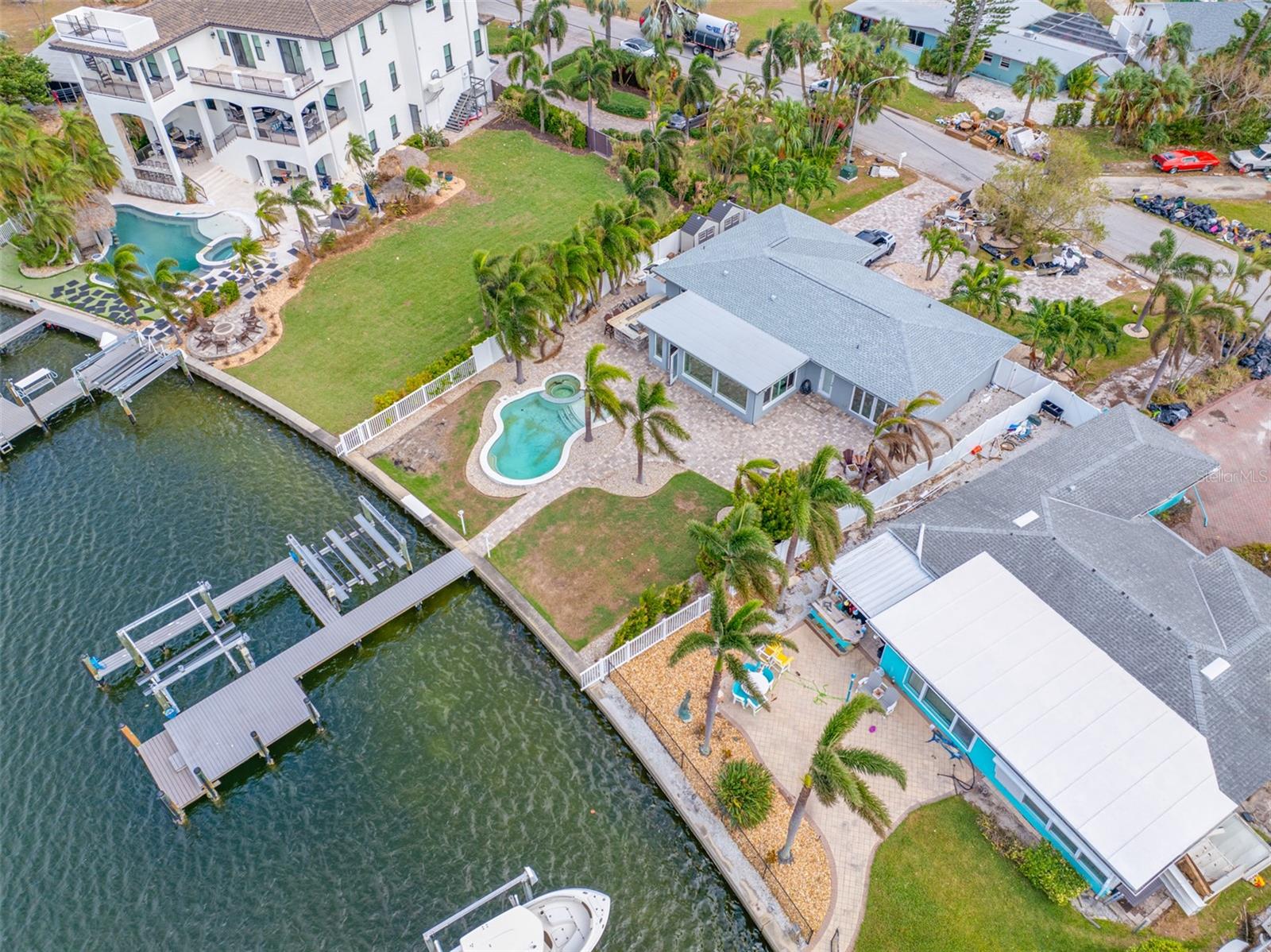 10248 TARPON DR, TREASURE ISLAND, FL, 33706