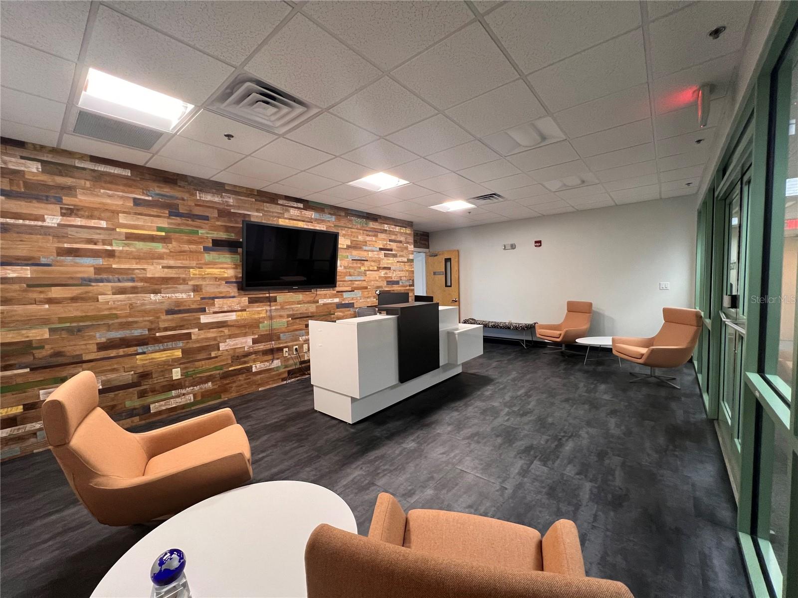 2850 NW 43RD ST #200A/B, GAINESVILLE, FL, 32606