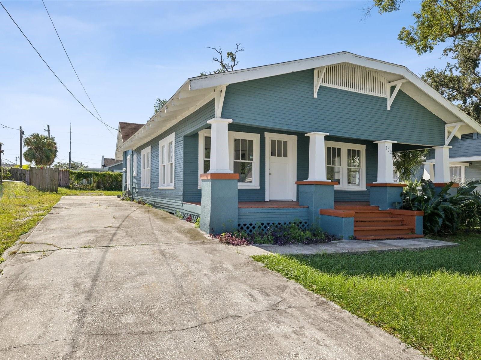 102 W NORTH BAY ST, TAMPA, FL, 33603