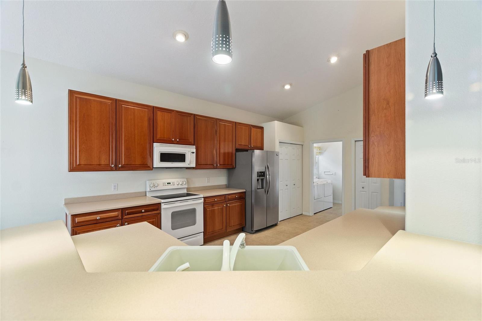 520 VISTA OAKS WAY, DAVENPORT, FL, 33837