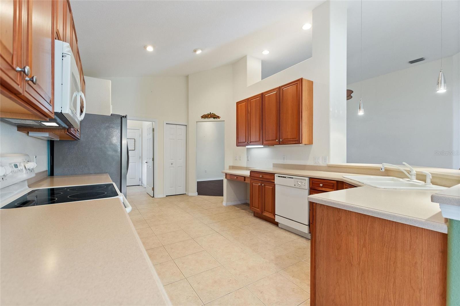 520 VISTA OAKS WAY, DAVENPORT, FL, 33837