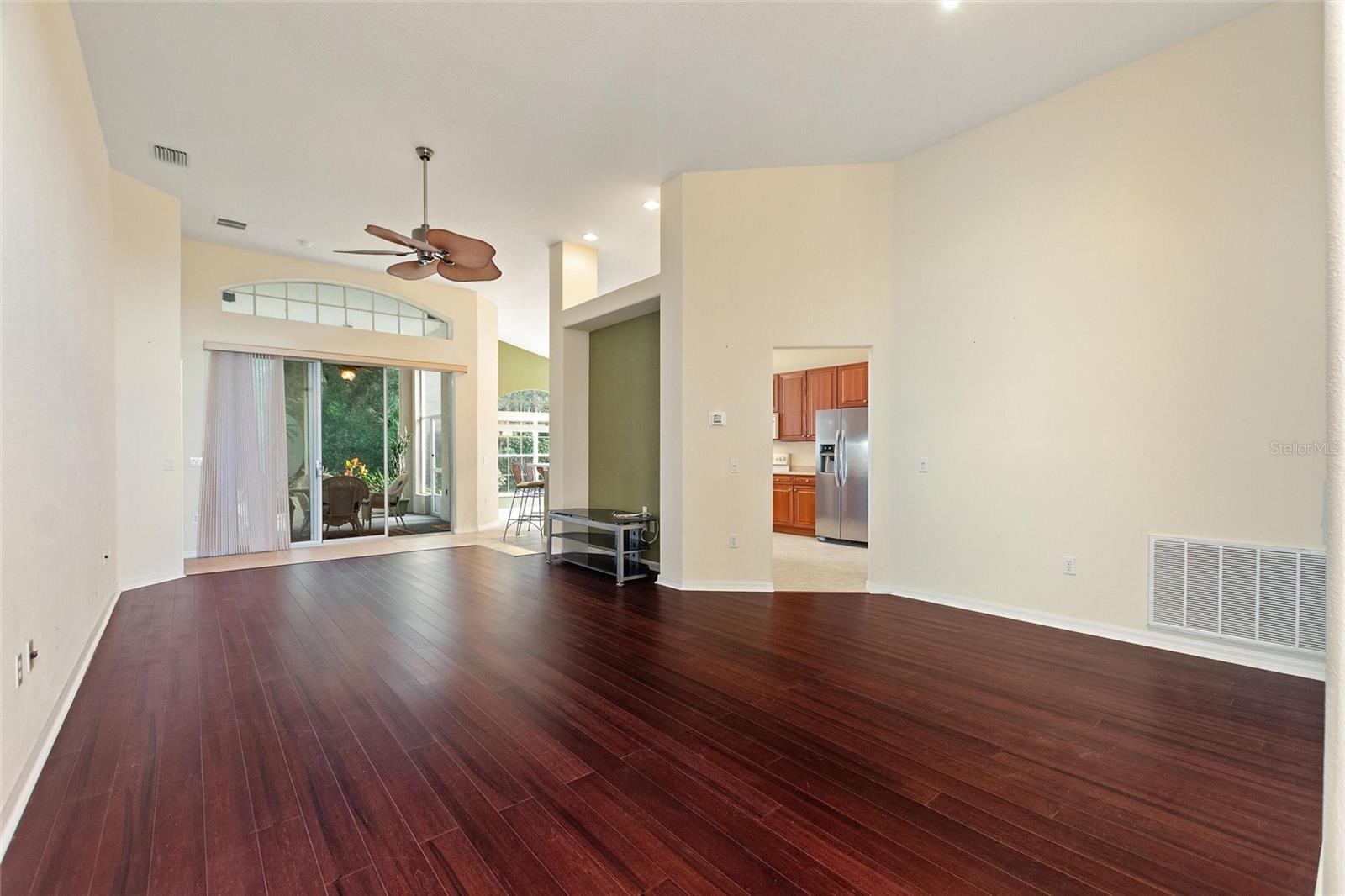 520 VISTA OAKS WAY, DAVENPORT, FL, 33837