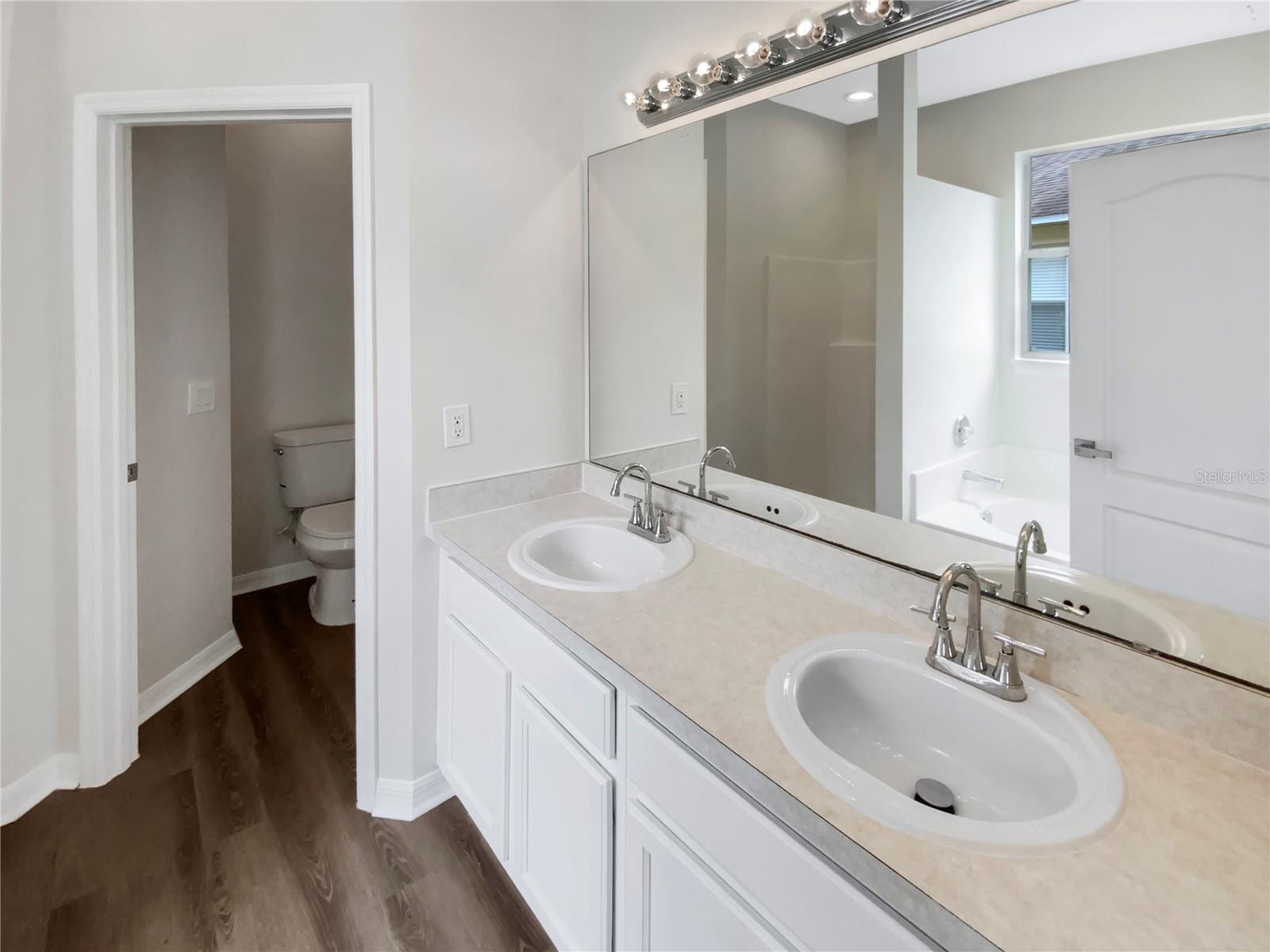 10472 EASTPARK LAKE DR, ORLANDO, FL, 32832