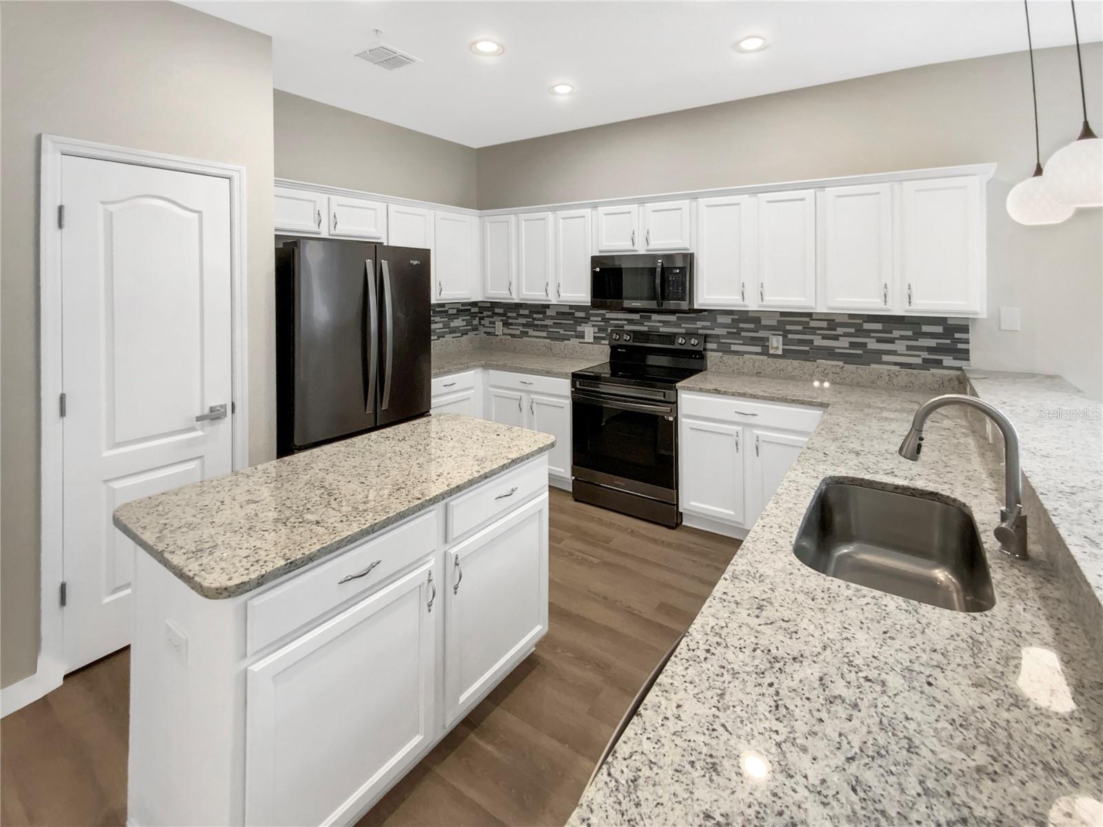 10472 EASTPARK LAKE DR, ORLANDO, FL, 32832