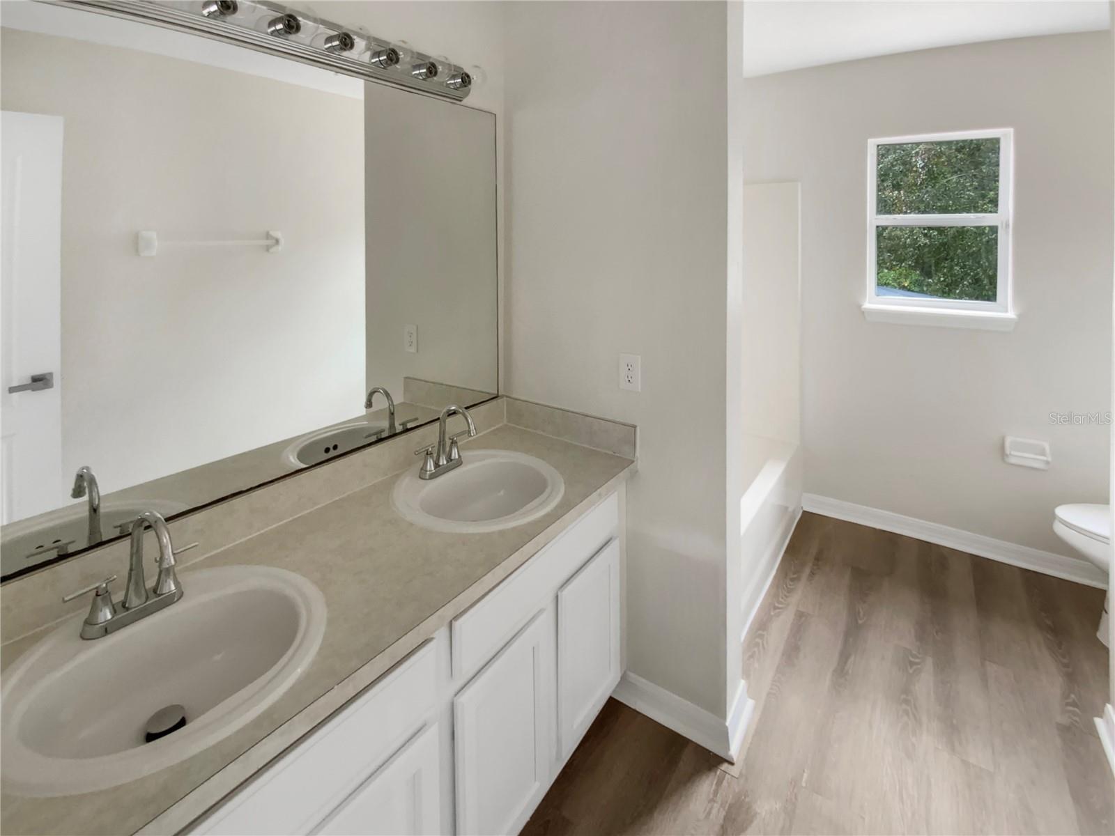 10472 EASTPARK LAKE DR, ORLANDO, FL, 32832