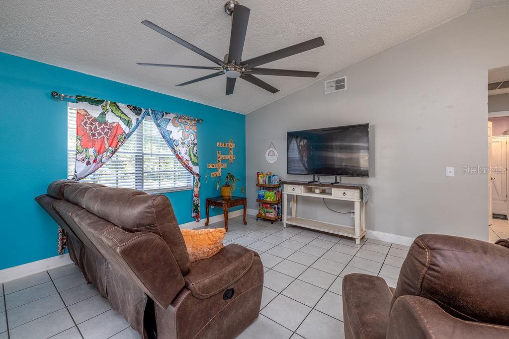 3203 PARMA DR, DELTONA, FL, 32738