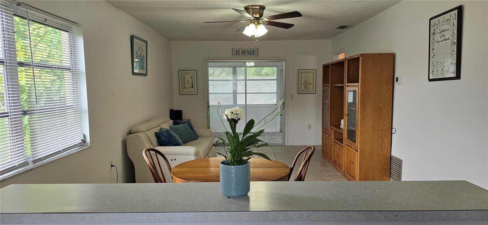 390 301 BLVD W #8 D, BRADENTON, FL, 34205