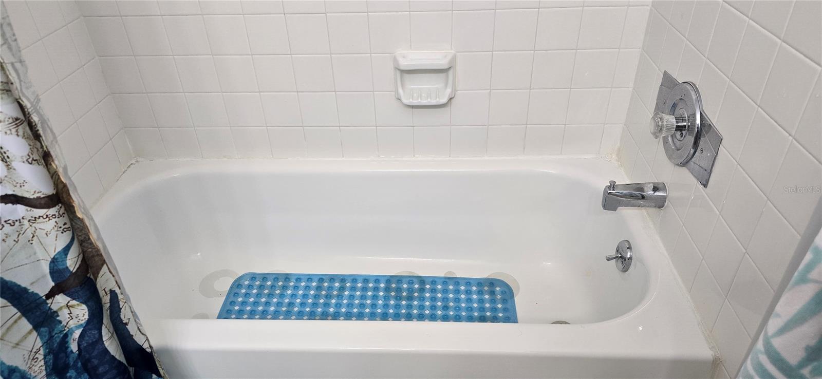 390 301 BLVD W #8 D, BRADENTON, FL, 34205