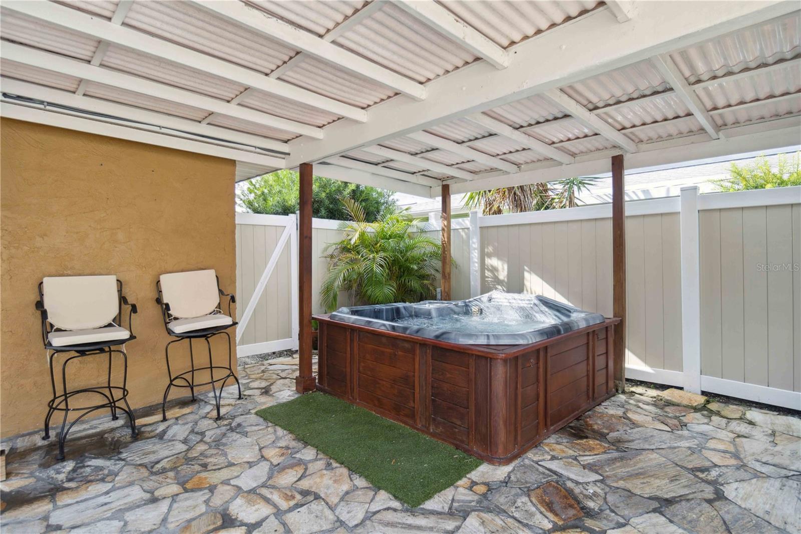 1801 40TH ST N, ST PETERSBURG, FL, 33713