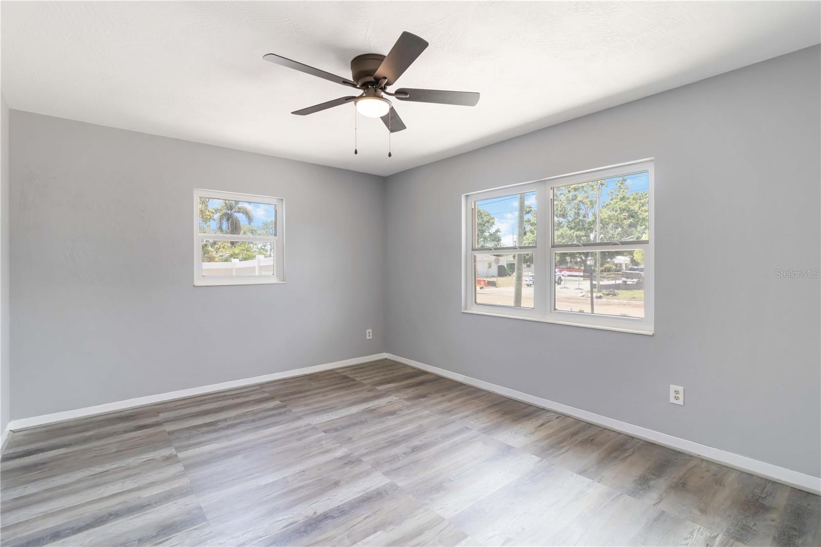 1801 40TH ST N, ST PETERSBURG, FL, 33713