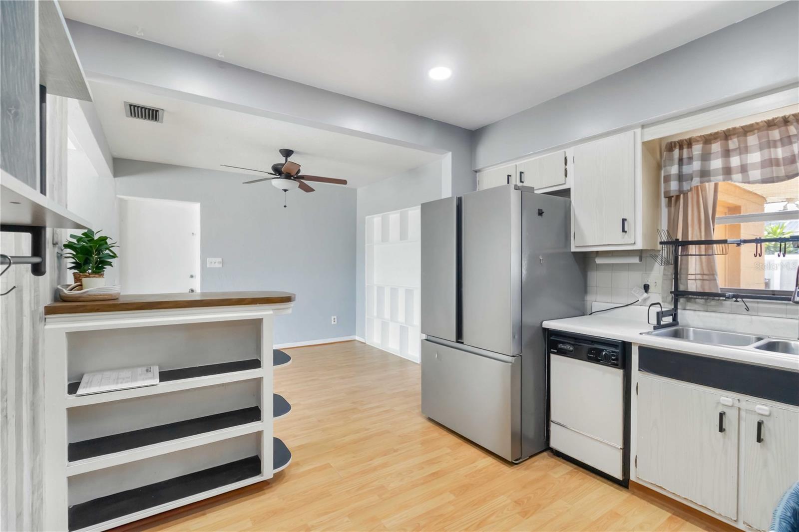 1801 40TH ST N, ST PETERSBURG, FL, 33713