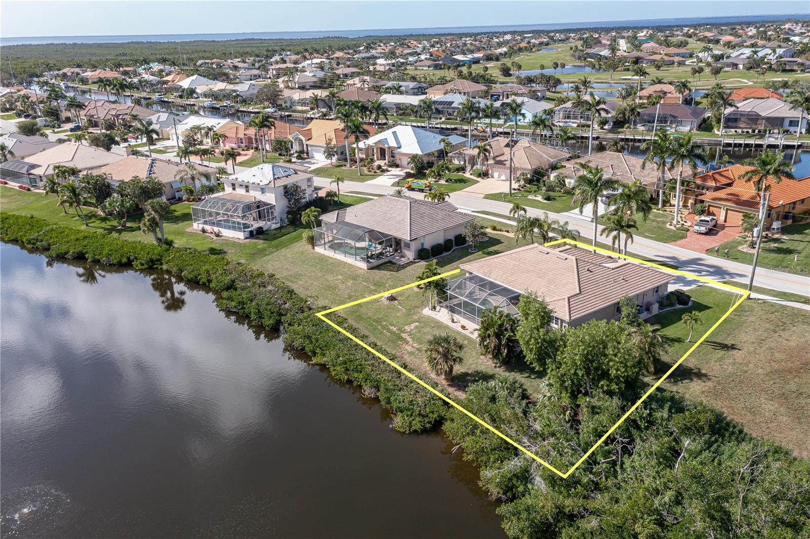 4077 LA COSTA ISLAND CT, PUNTA GORDA, FL, 33950