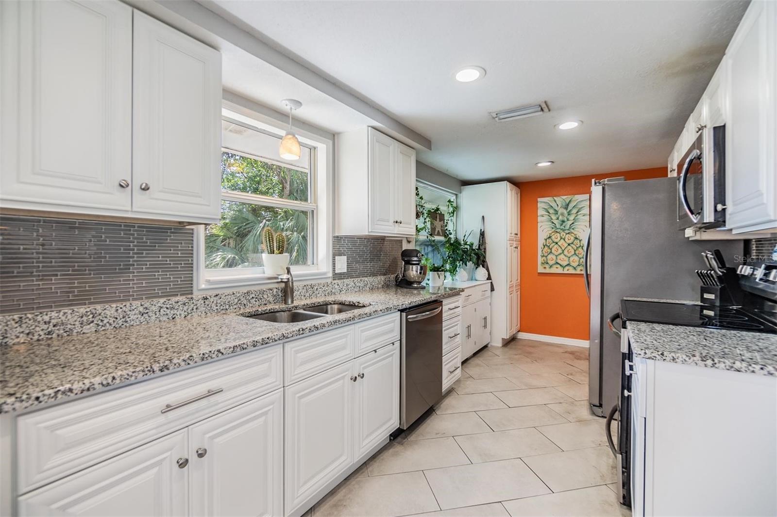 5410 PALM DRIVE, NEW PORT RICHEY, FL, 34652