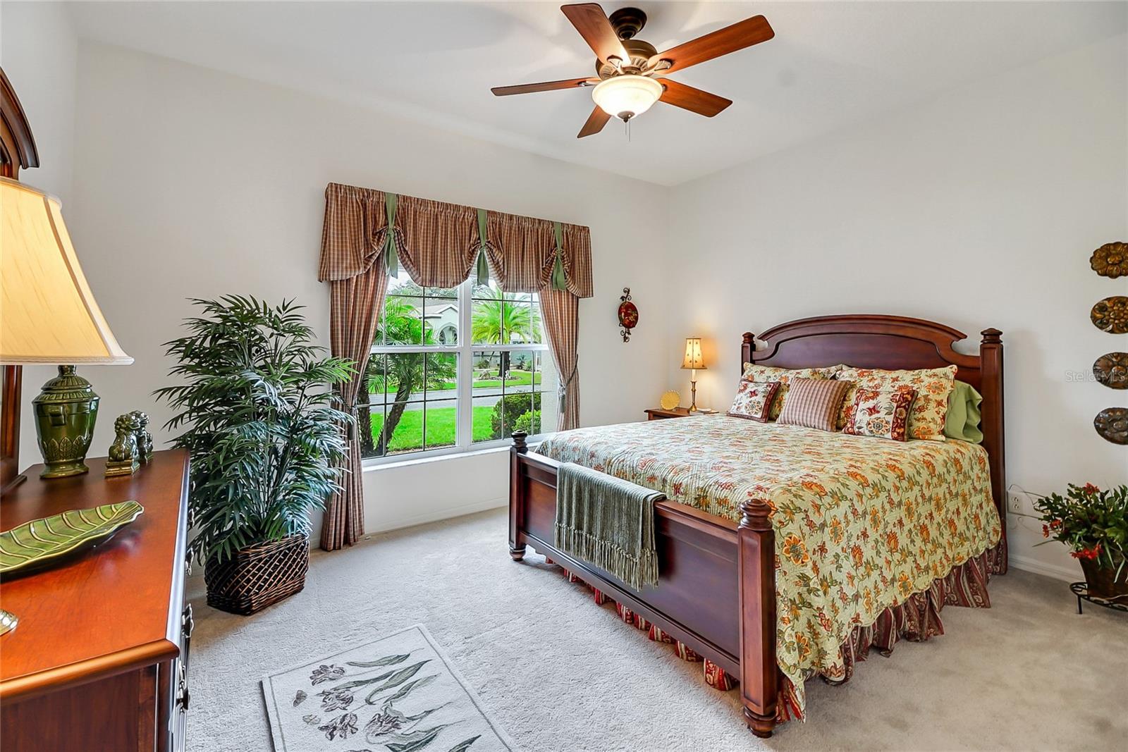 24128 ROBINWOOD ST, LEESBURG, FL, 34748