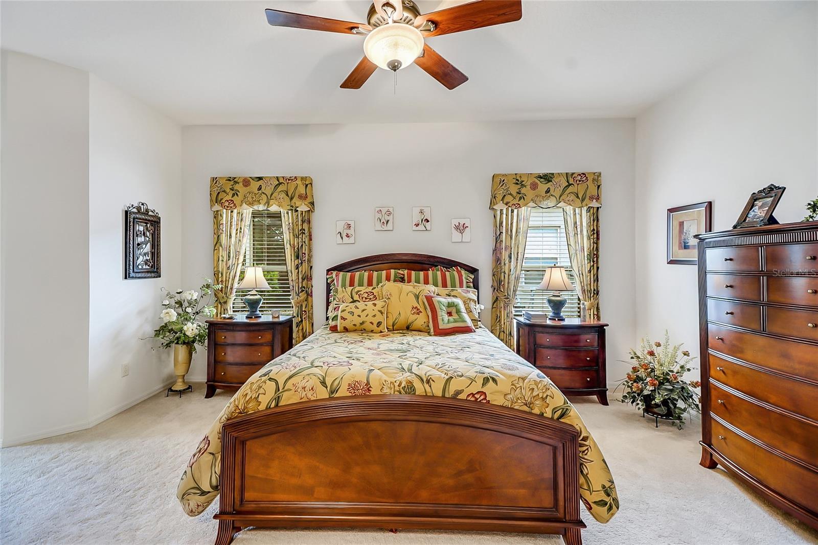 24128 ROBINWOOD ST, LEESBURG, FL, 34748