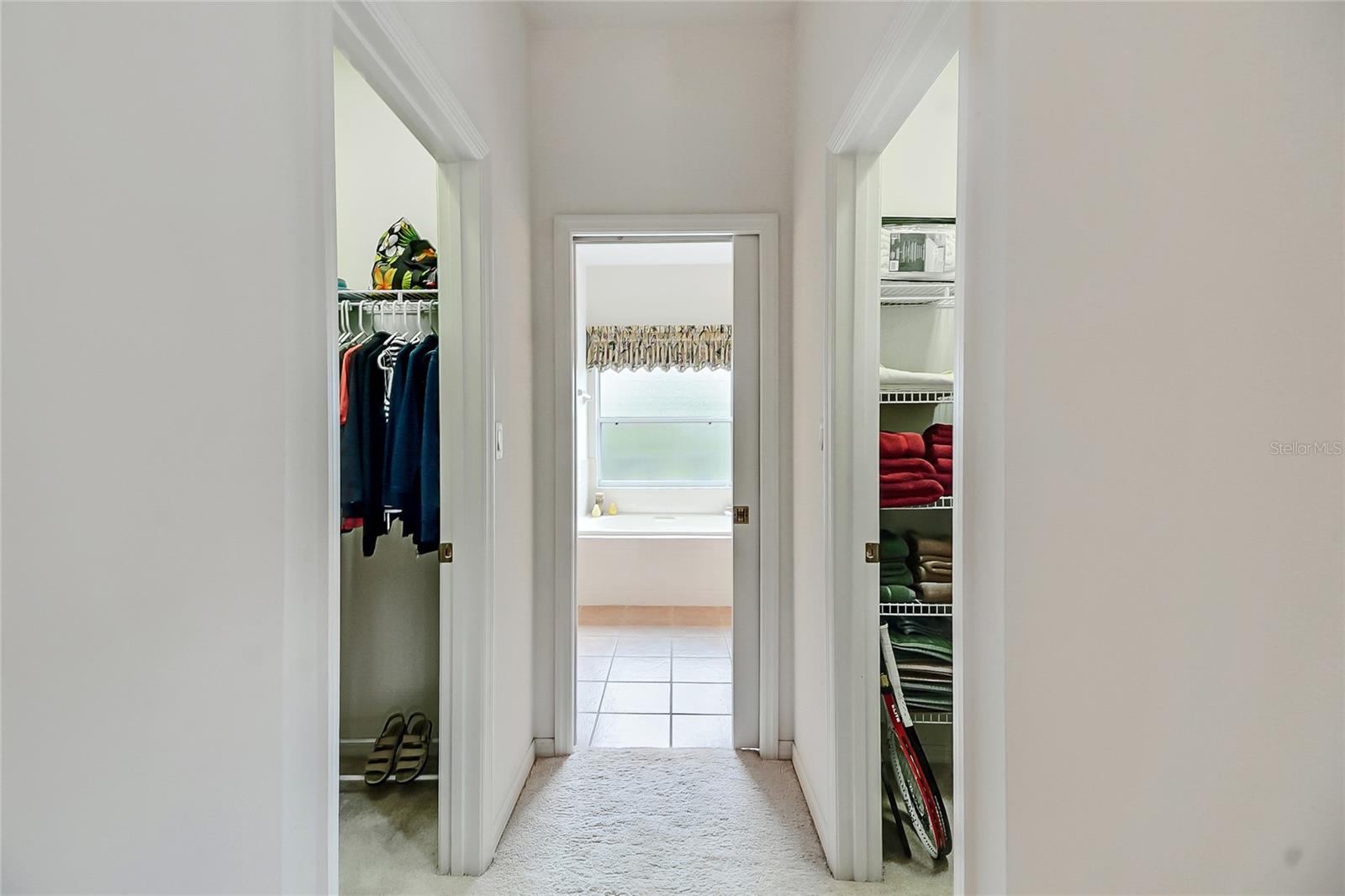 24128 ROBINWOOD ST, LEESBURG, FL, 34748
