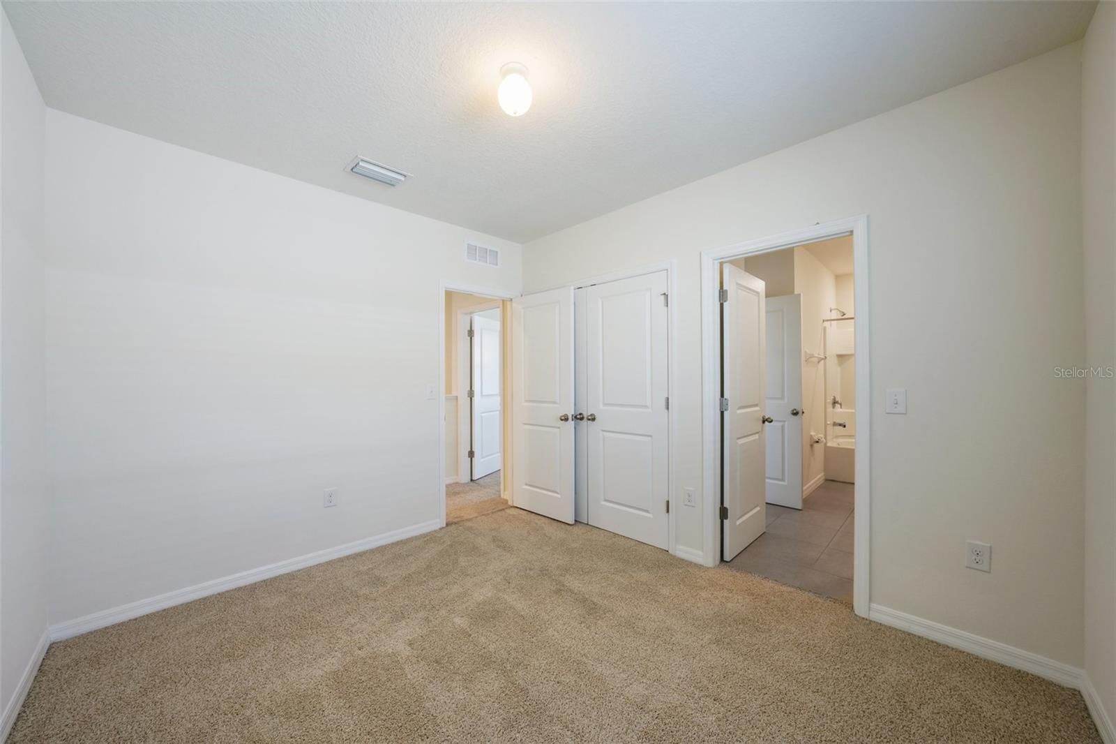 1660 HUBBELL RD, WESLEY CHAPEL, FL, 33543