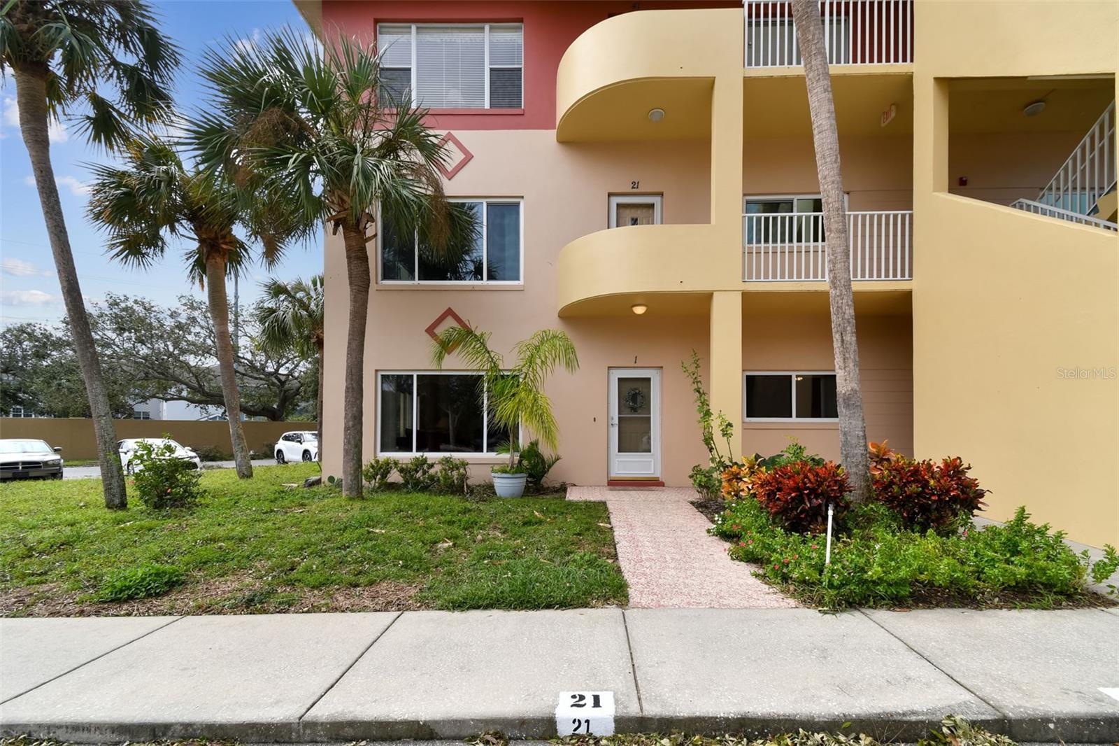 2022 Camelot Dr 1 Clearwater, Florida, United States Luxury Home Rental