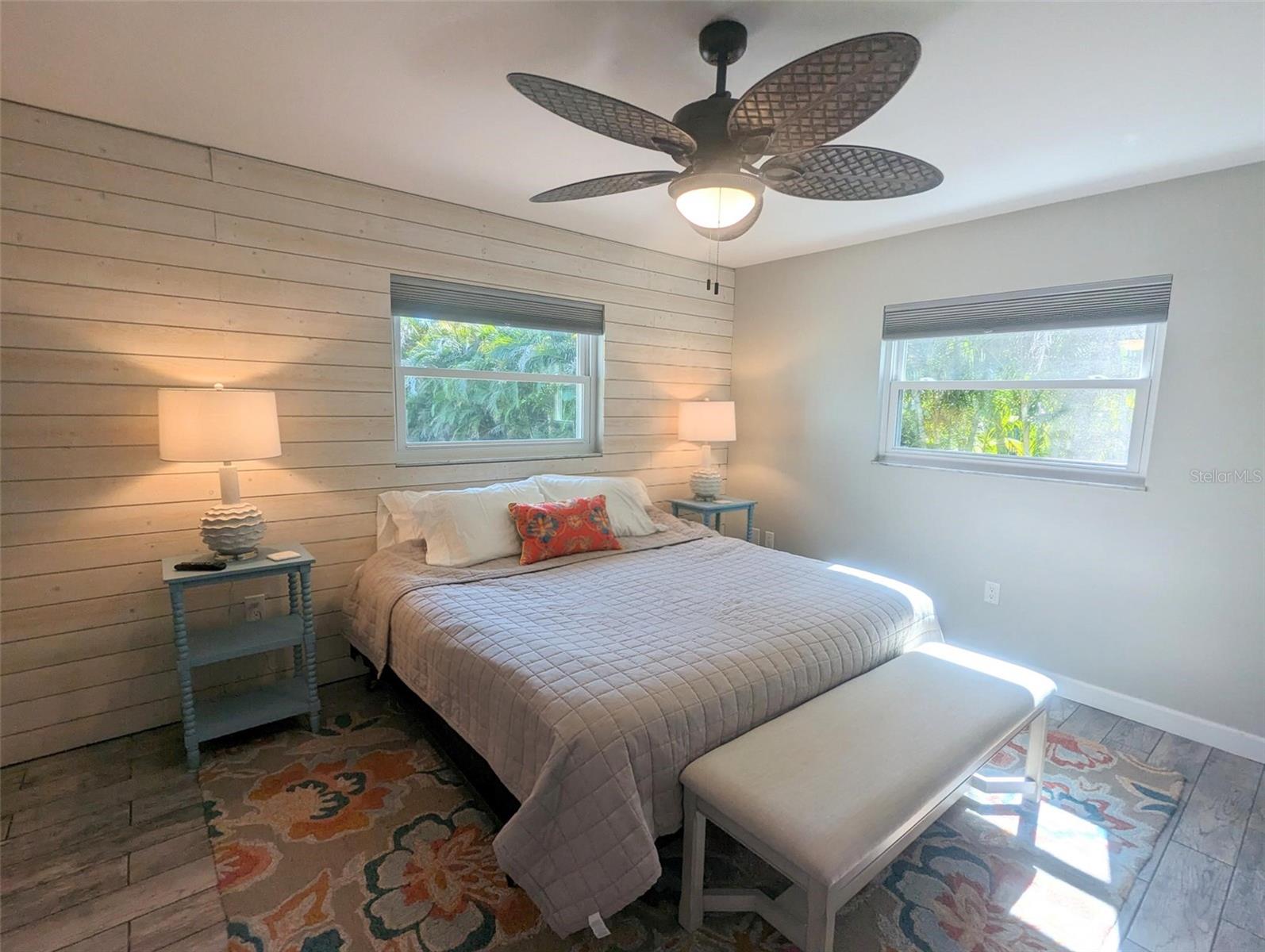 3070 GULF GATE DR, SARASOTA, FL, 34231