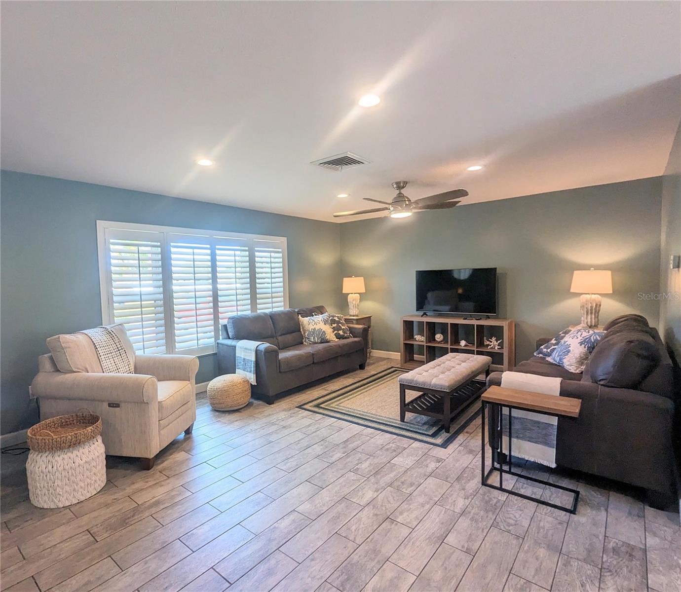 3070 GULF GATE DR, SARASOTA, FL, 34231