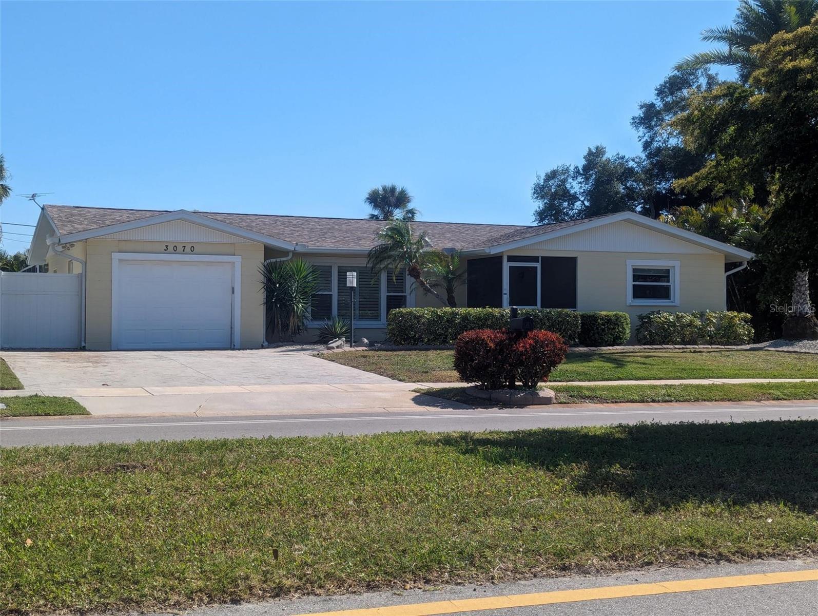3070 GULF GATE DR, SARASOTA, FL, 34231