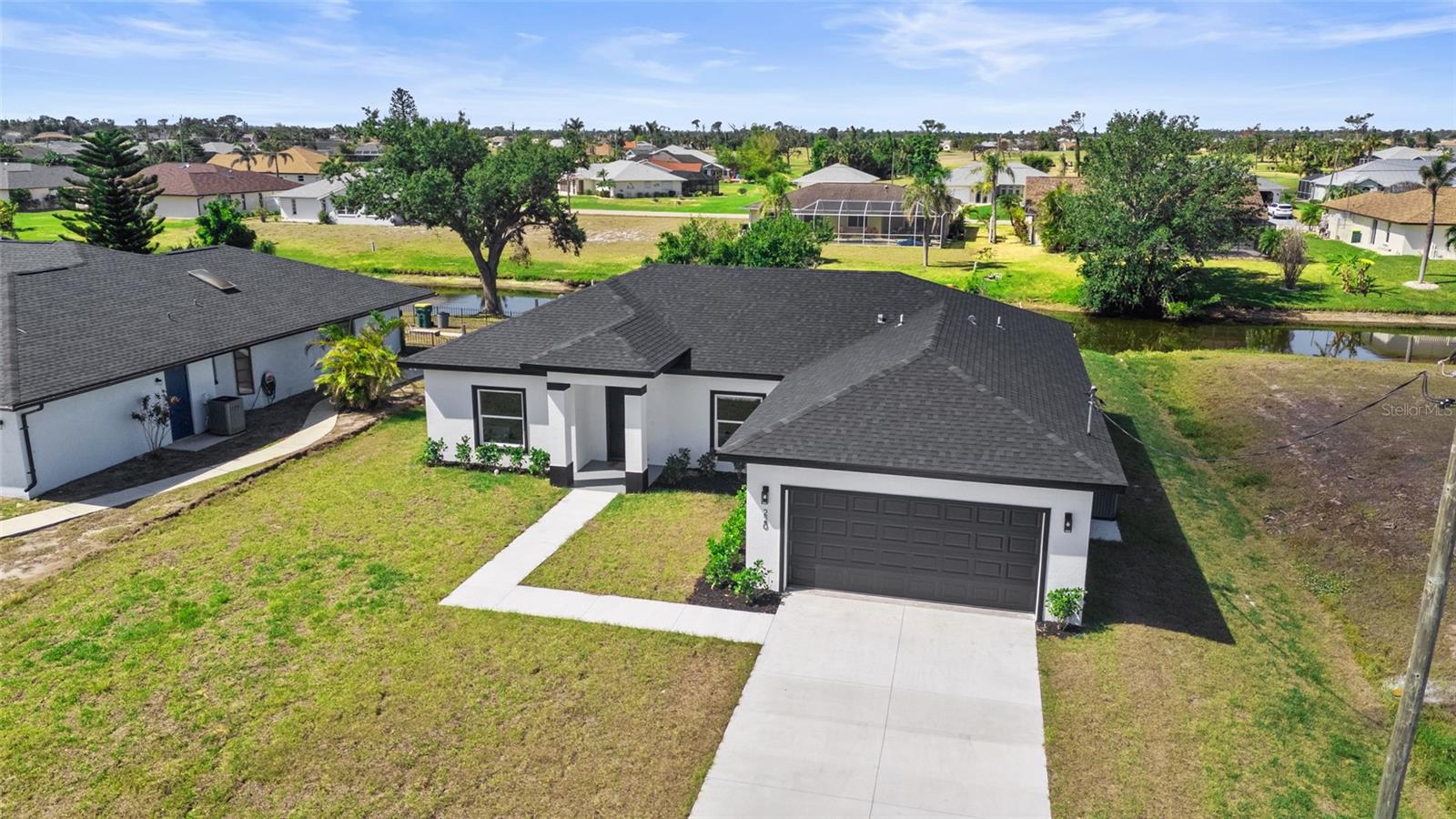 220 MARK TWAIN LN, ROTONDA WEST, FL, 33947