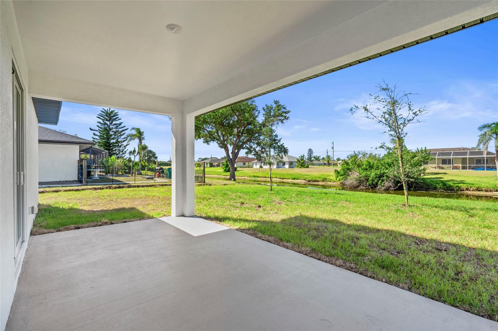 220 MARK TWAIN LN, ROTONDA WEST, FL, 33947