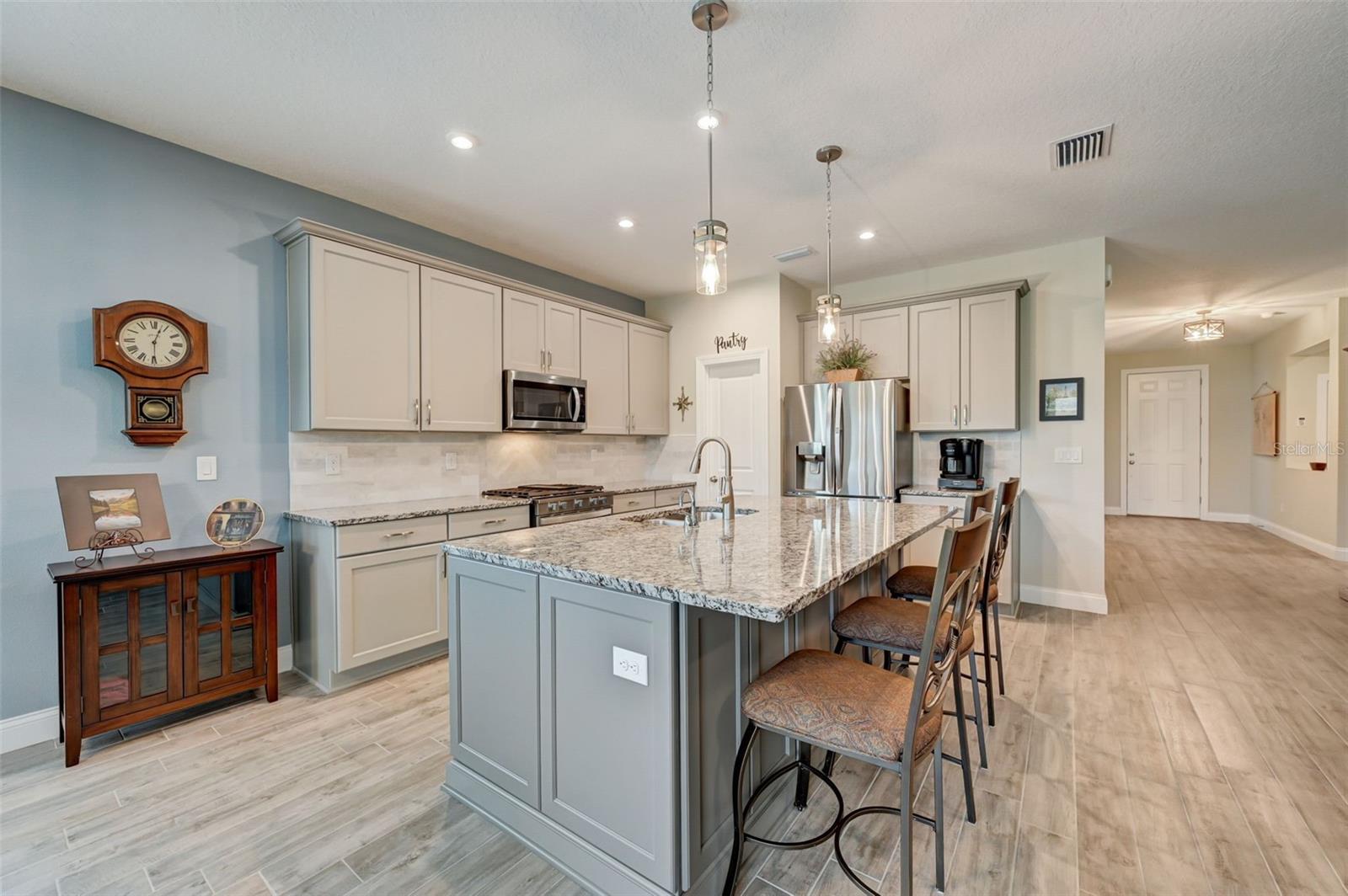 5521 LIMELIGHT DR, APOLLO BEACH, FL, 33572