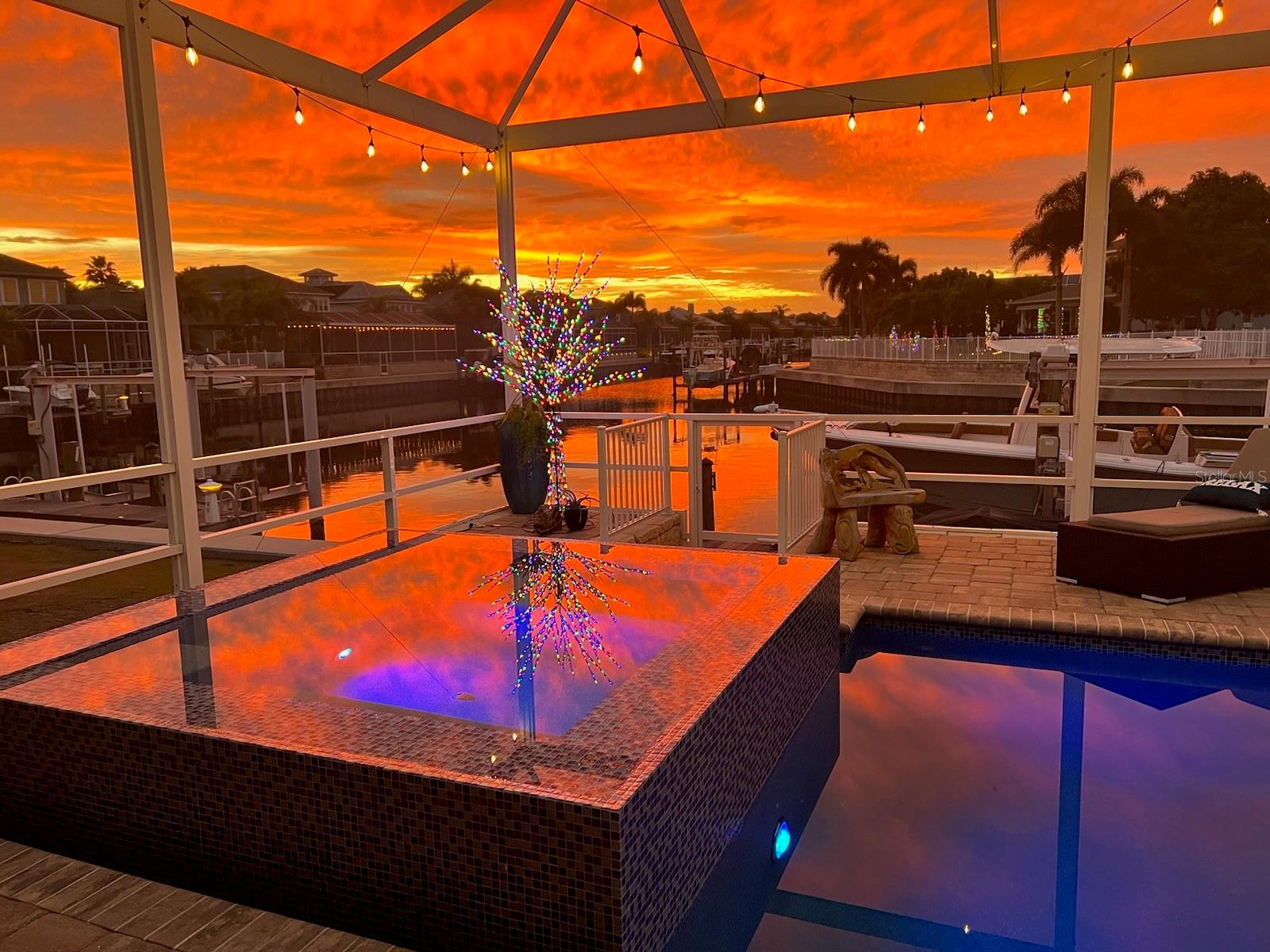 410 ISLEBAY DR, APOLLO BEACH, FL, 33572