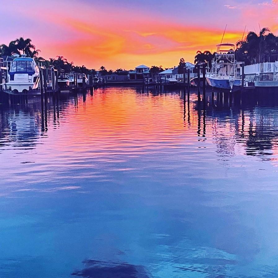 410 ISLEBAY DR, APOLLO BEACH, FL, 33572