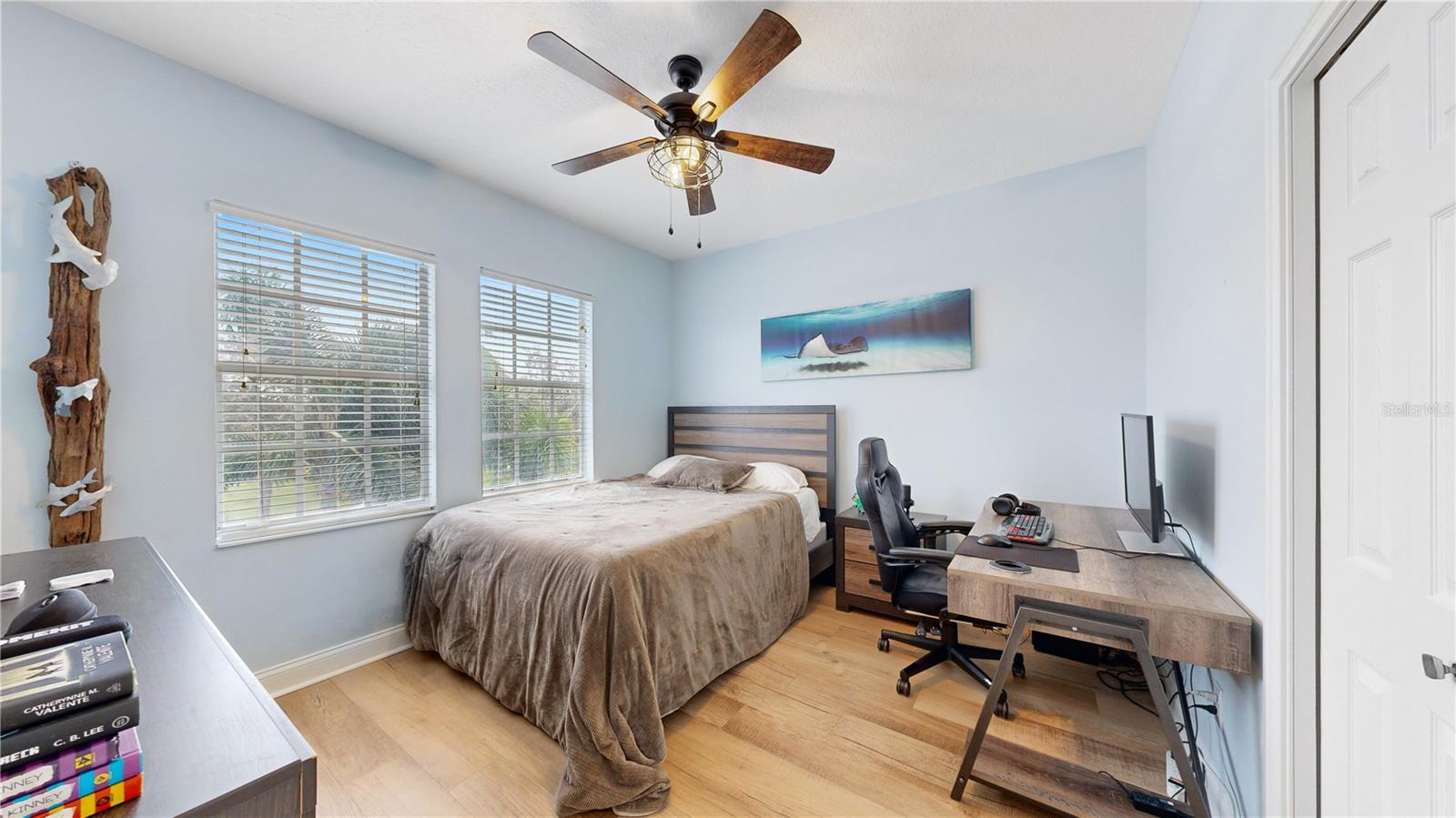 410 ISLEBAY DR, APOLLO BEACH, FL, 33572