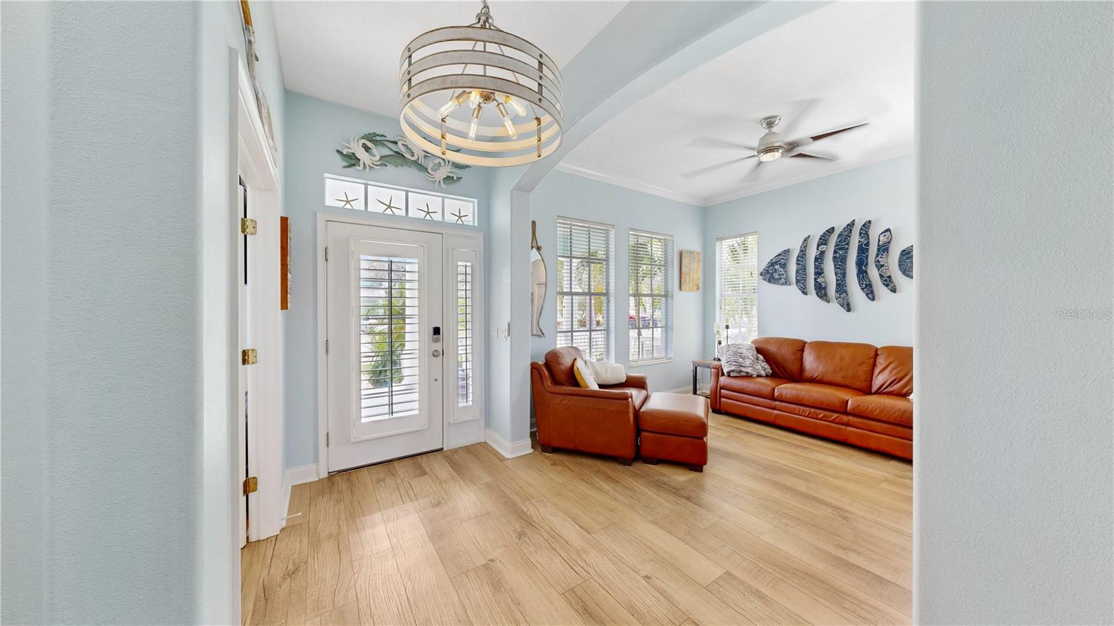 410 ISLEBAY DR, APOLLO BEACH, FL, 33572