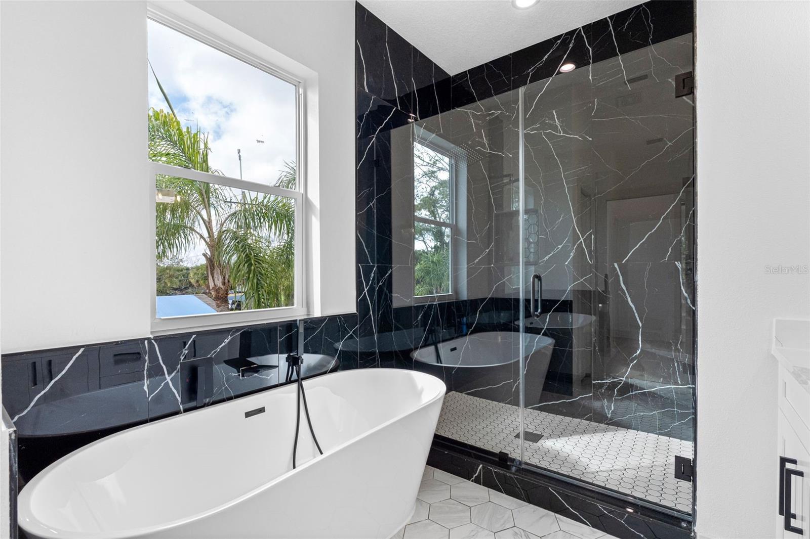 7306 EXTER WAY, TAMPA, FL, 33615