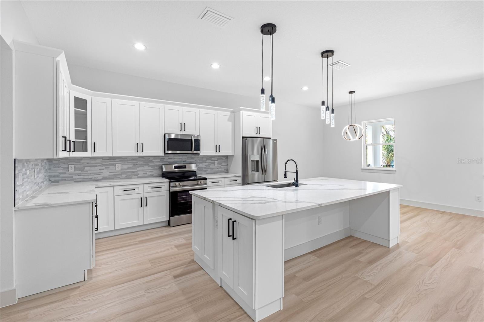 7306 EXTER WAY, TAMPA, FL, 33615