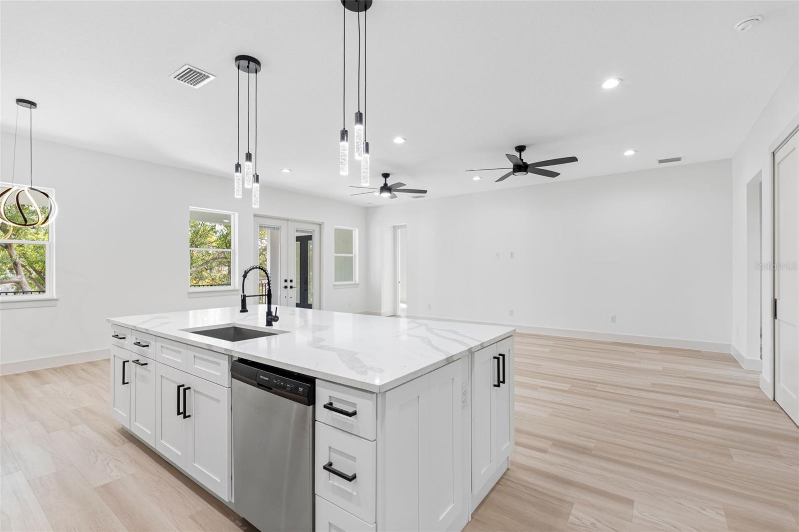 7306 EXTER WAY, TAMPA, FL, 33615