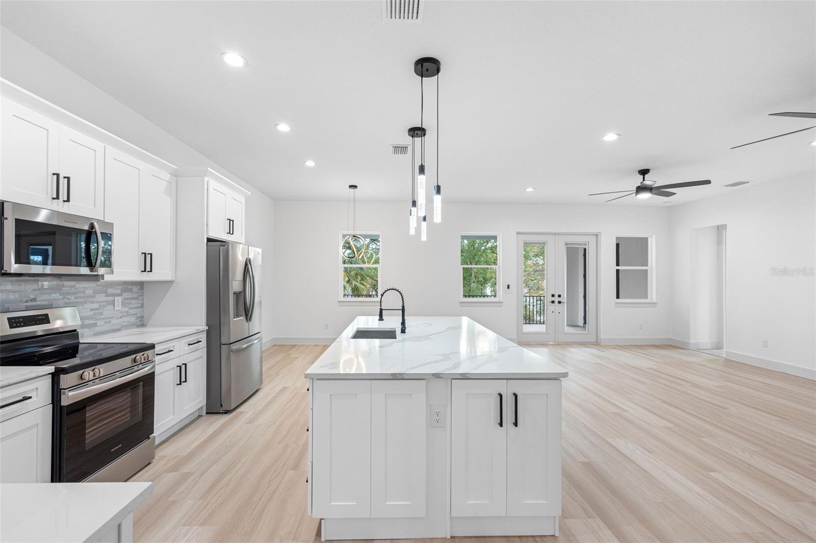 7306 EXTER WAY, TAMPA, FL, 33615