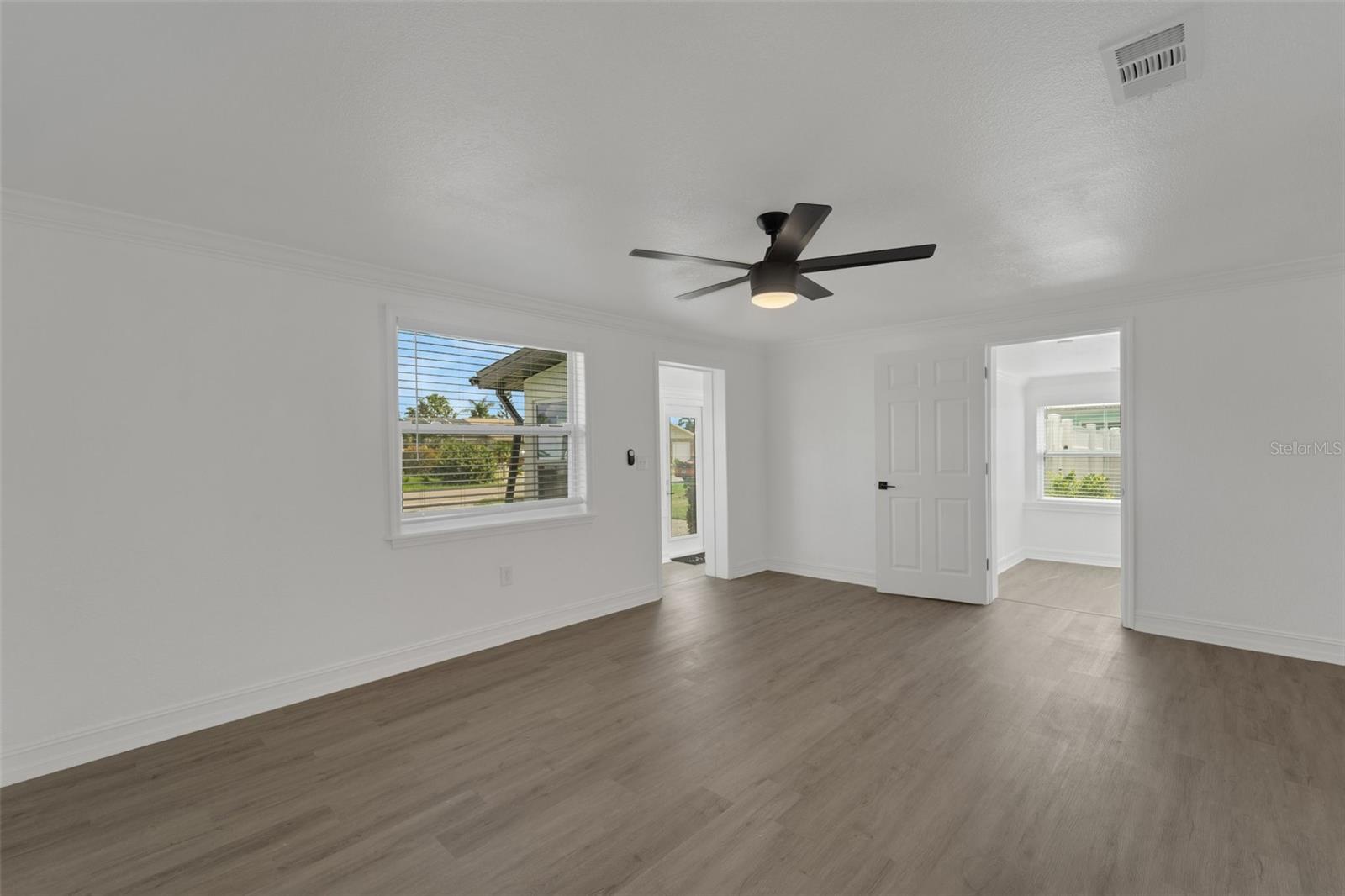 1054 W BAFFIN DR, VENICE, FL, 34293