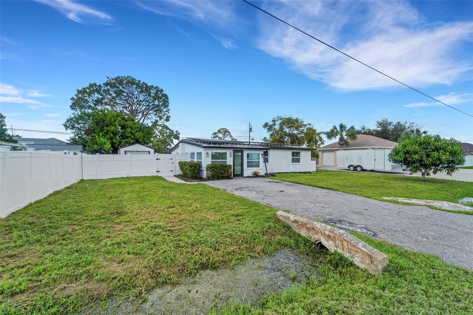 1054 W BAFFIN DR, VENICE, FL, 34293