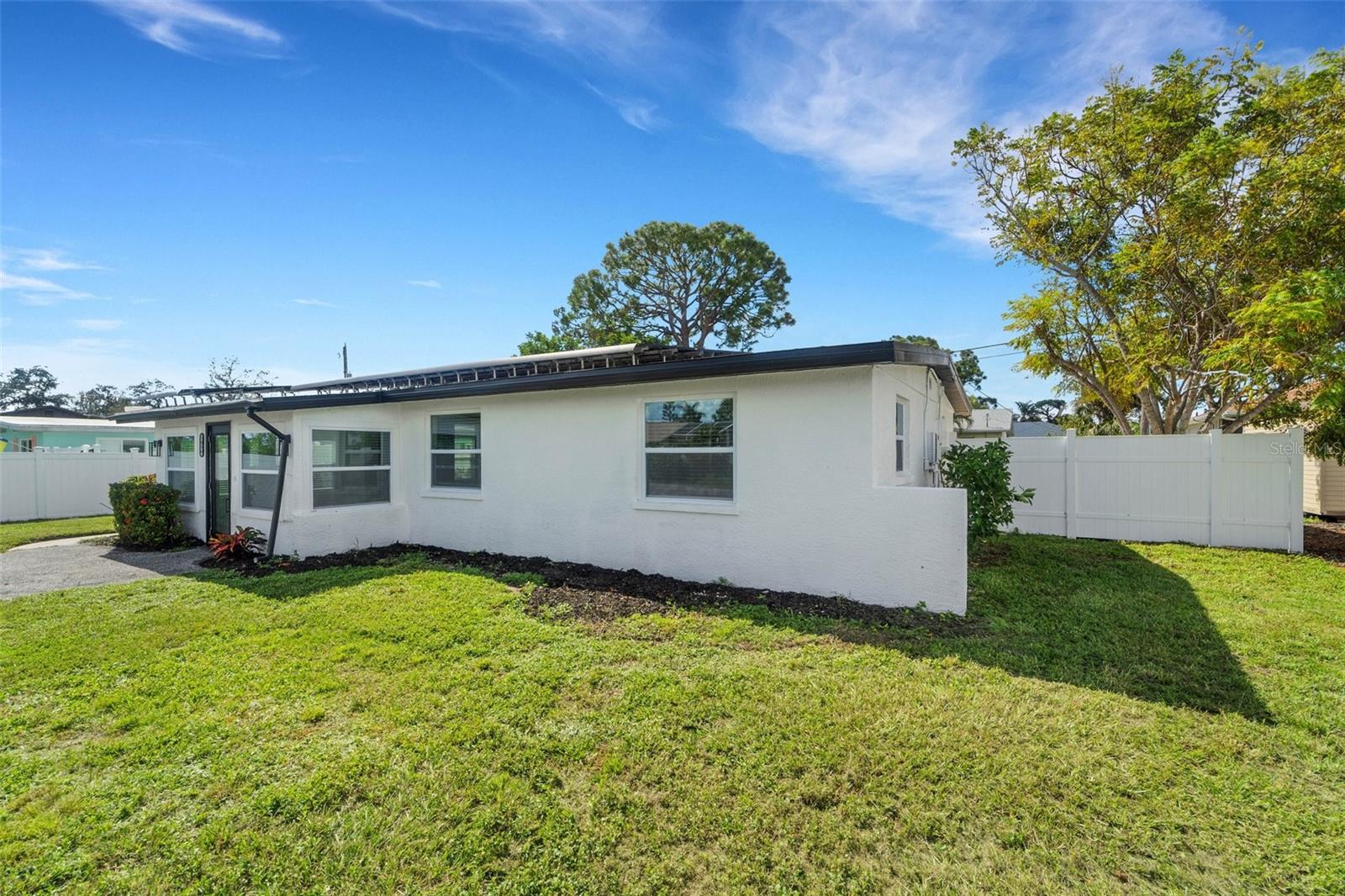 1054 W BAFFIN DR, VENICE, FL, 34293