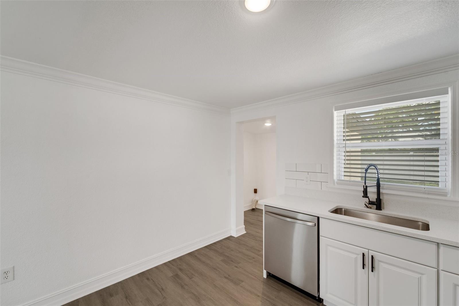 1054 W BAFFIN DR, VENICE, FL, 34293