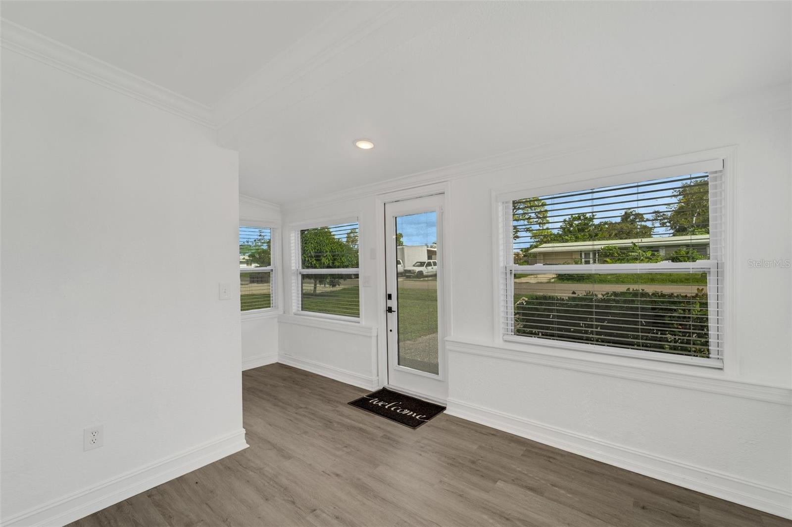 1054 W BAFFIN DR, VENICE, FL, 34293