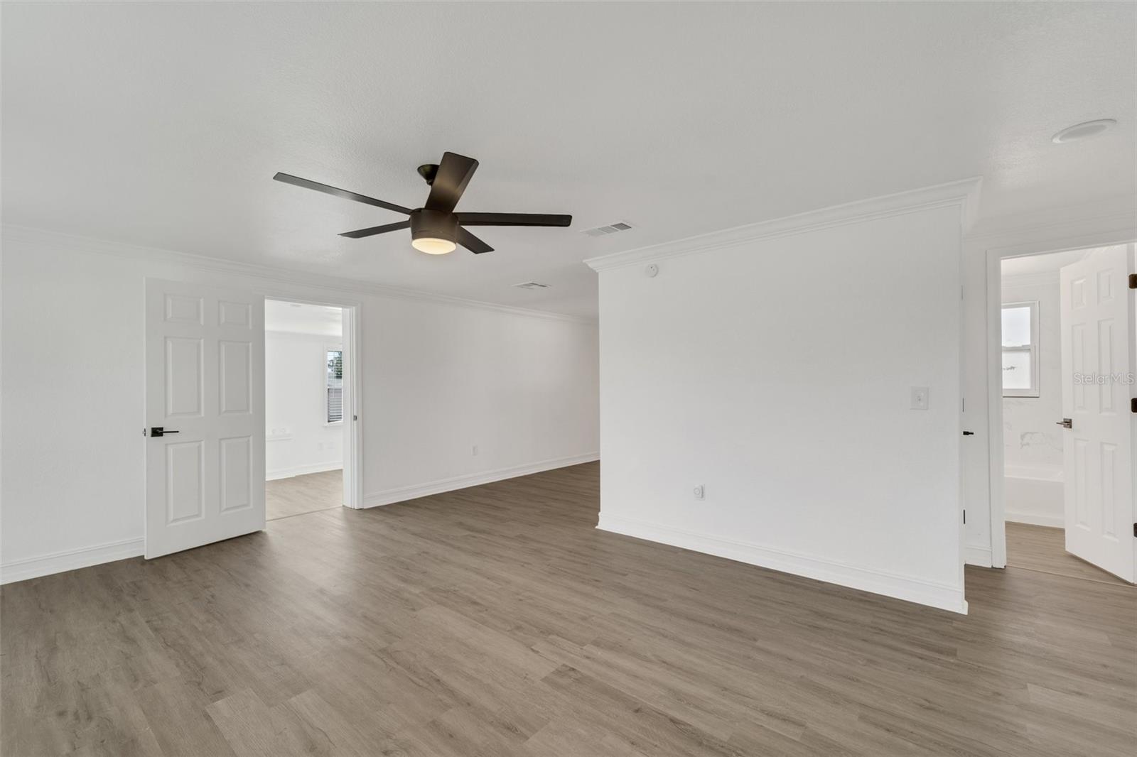 1054 W BAFFIN DR, VENICE, FL, 34293