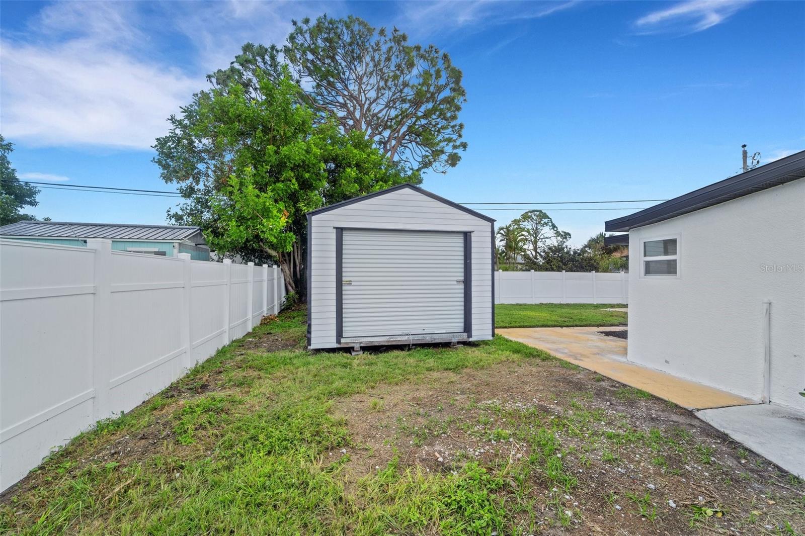 1054 W BAFFIN DR, VENICE, FL, 34293