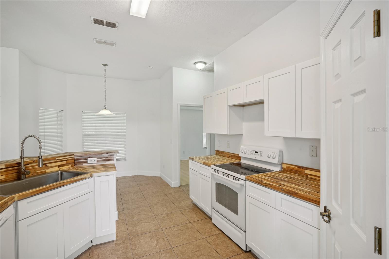94 KALAMAZOO TRL, PALM COAST, FL, 32164