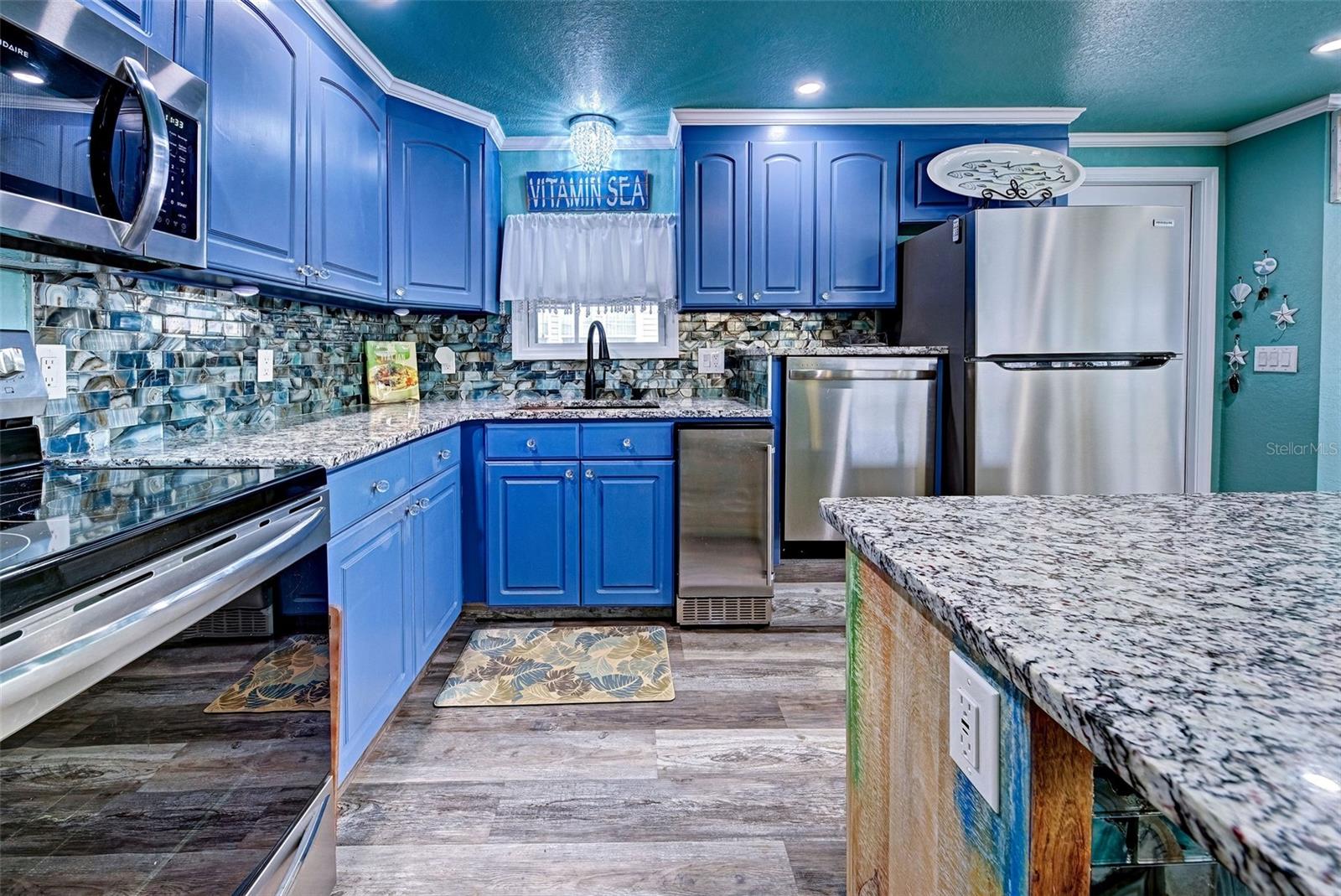 712 ROMA RD, VENICE, FL, 34285